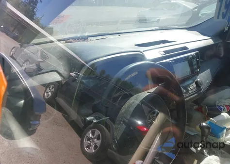 2018 Toyota Rav4 Xle from USA, damaged, VIN JTMRFREV3JJ253887